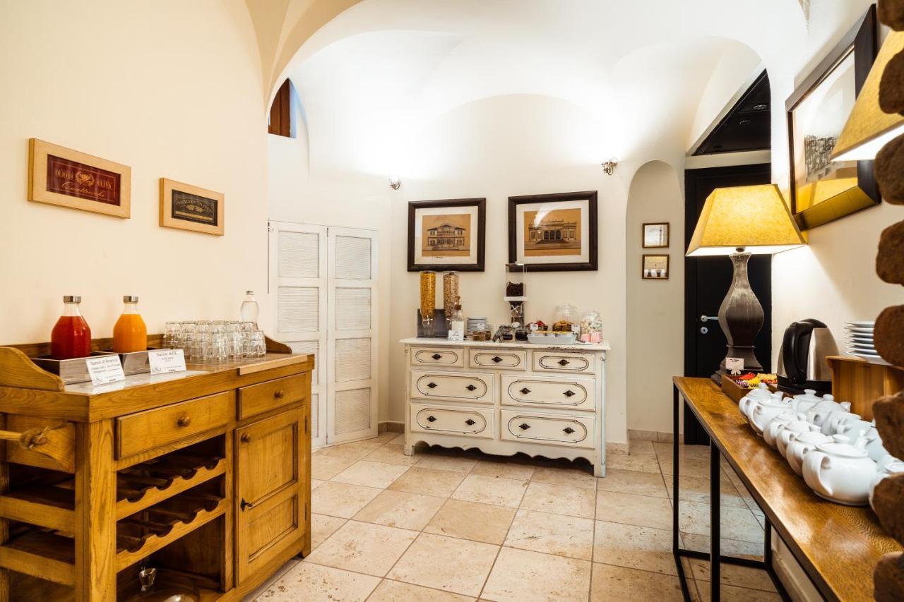 La Locanda Del Conte Mameli ออลเบีย ภายนอก รูปภาพ